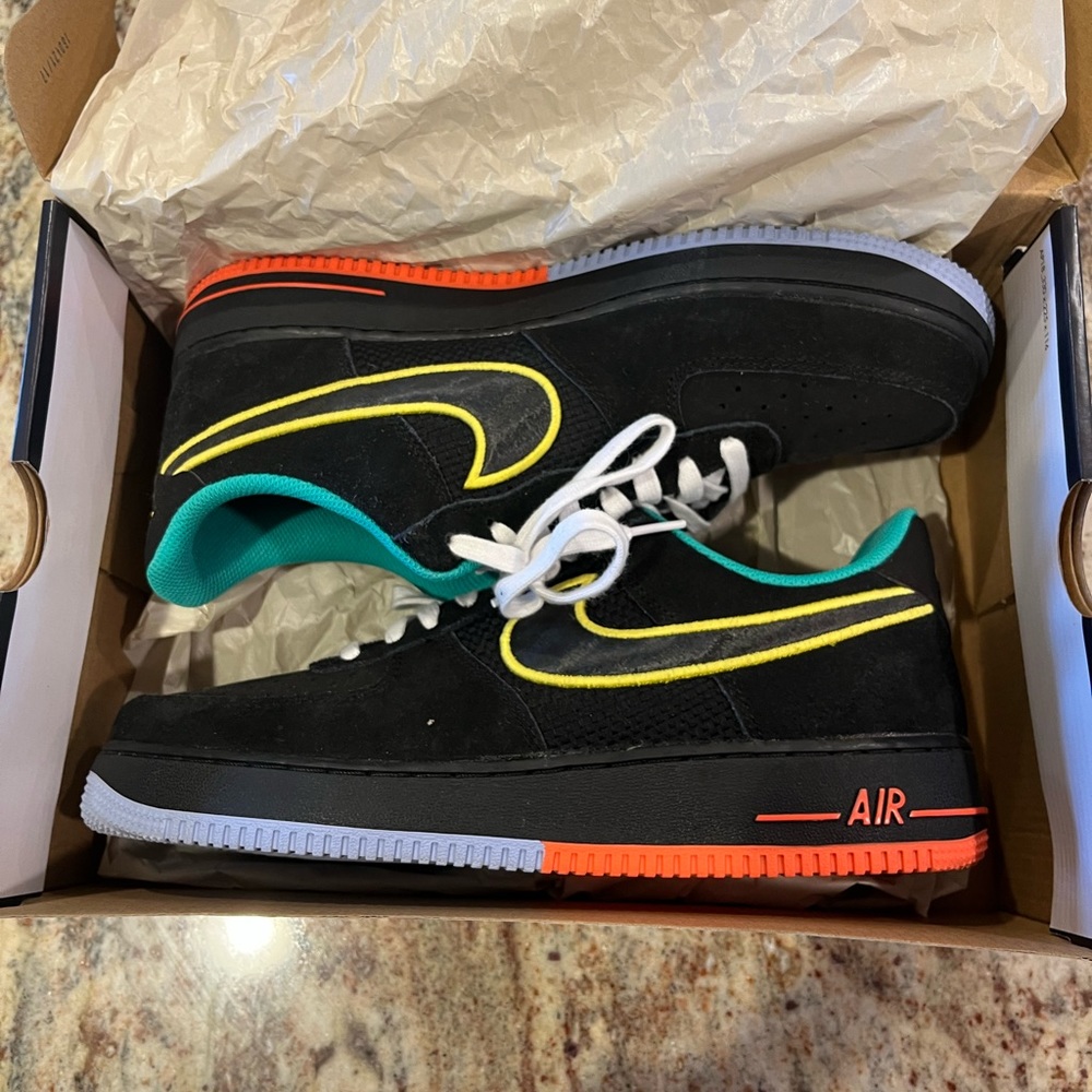 Nike Air Force one peace and unity